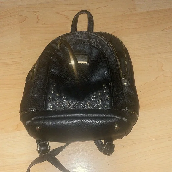 Juicy Couture | Bags | Juicy Couture Black Leather Studded  display picture 3